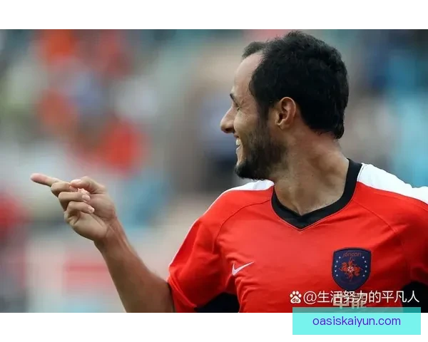 足球明星近期状态回暖，表现稳健引发关注。