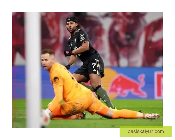 英超埃弗顿对阵切尔西表现稳健，双方竞争力提升值得关注